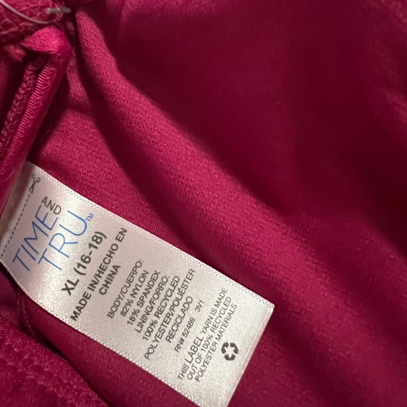 NWT Time and Tru Halter Bikini Top Women’s Size XL - Picture 3 of 4